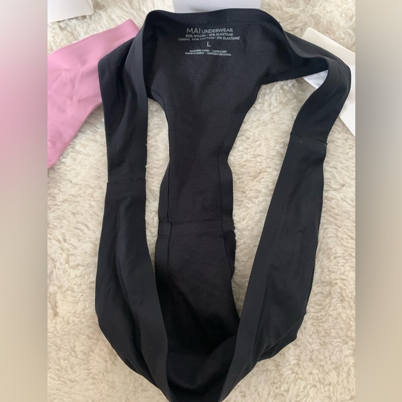 MAI Essentials Classic Bottom Bundle - Picture 5 of 11